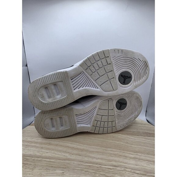 Nike Air Jordan Academy 844520-012 Black Shoes Sneakers Size womens 7 or  5.5Y - Picture 6 of 7